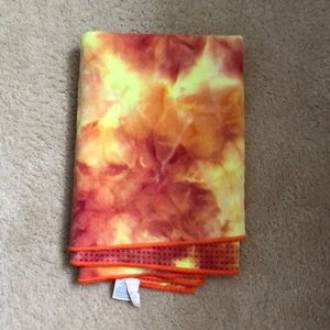 Tie dye Skidless by Yogitoes yoga mat topper